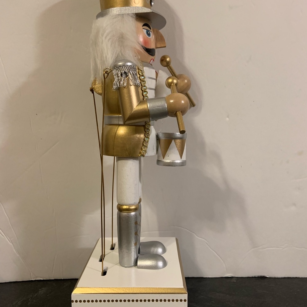 Nutcracker drummer music box - Picture 3 of 8